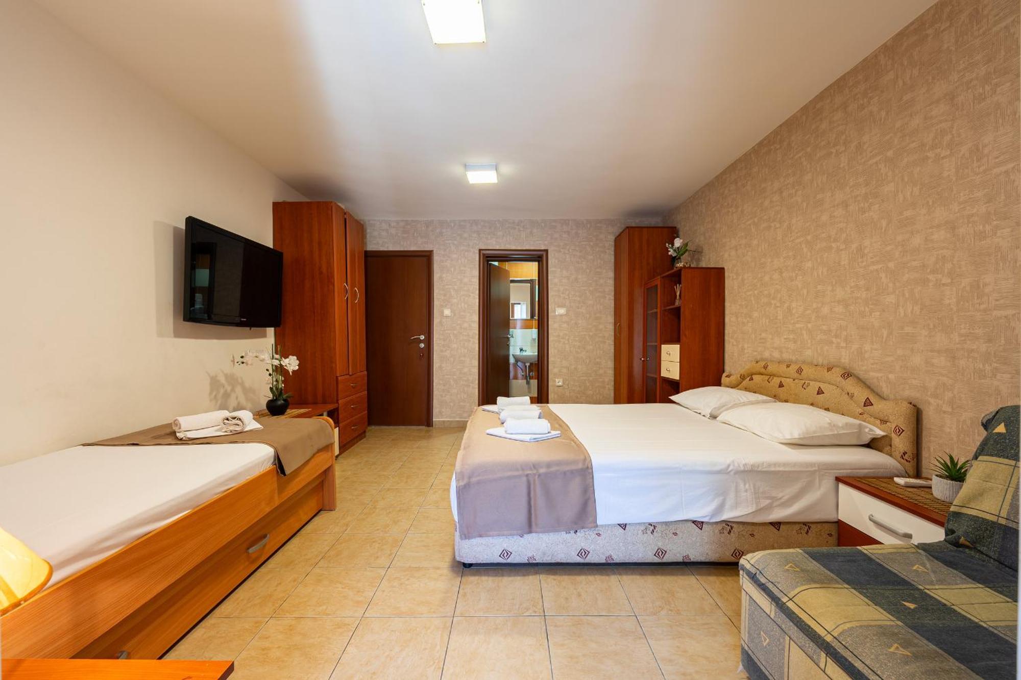 Apartment Buba Budva