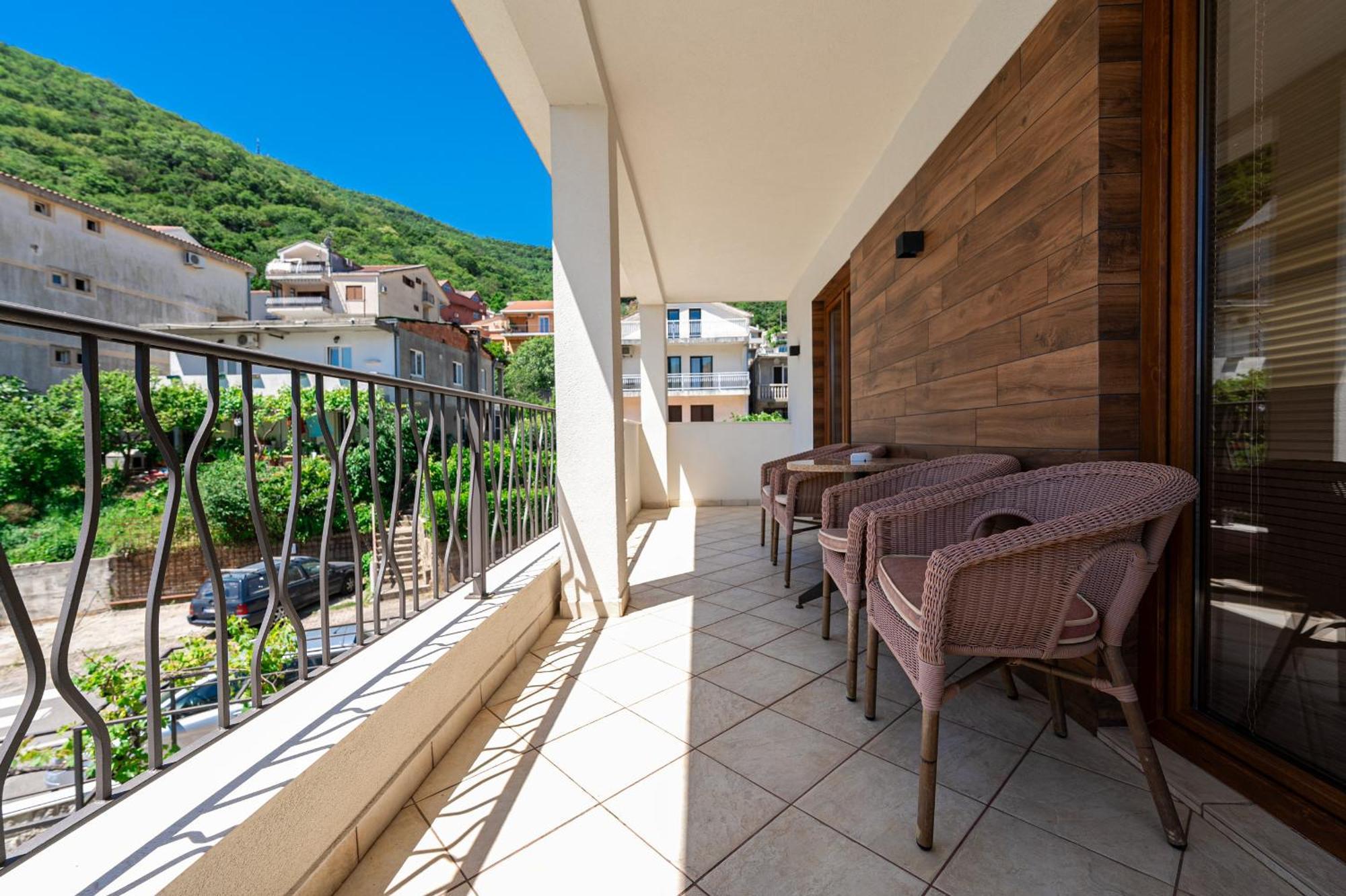 Buba Apartment