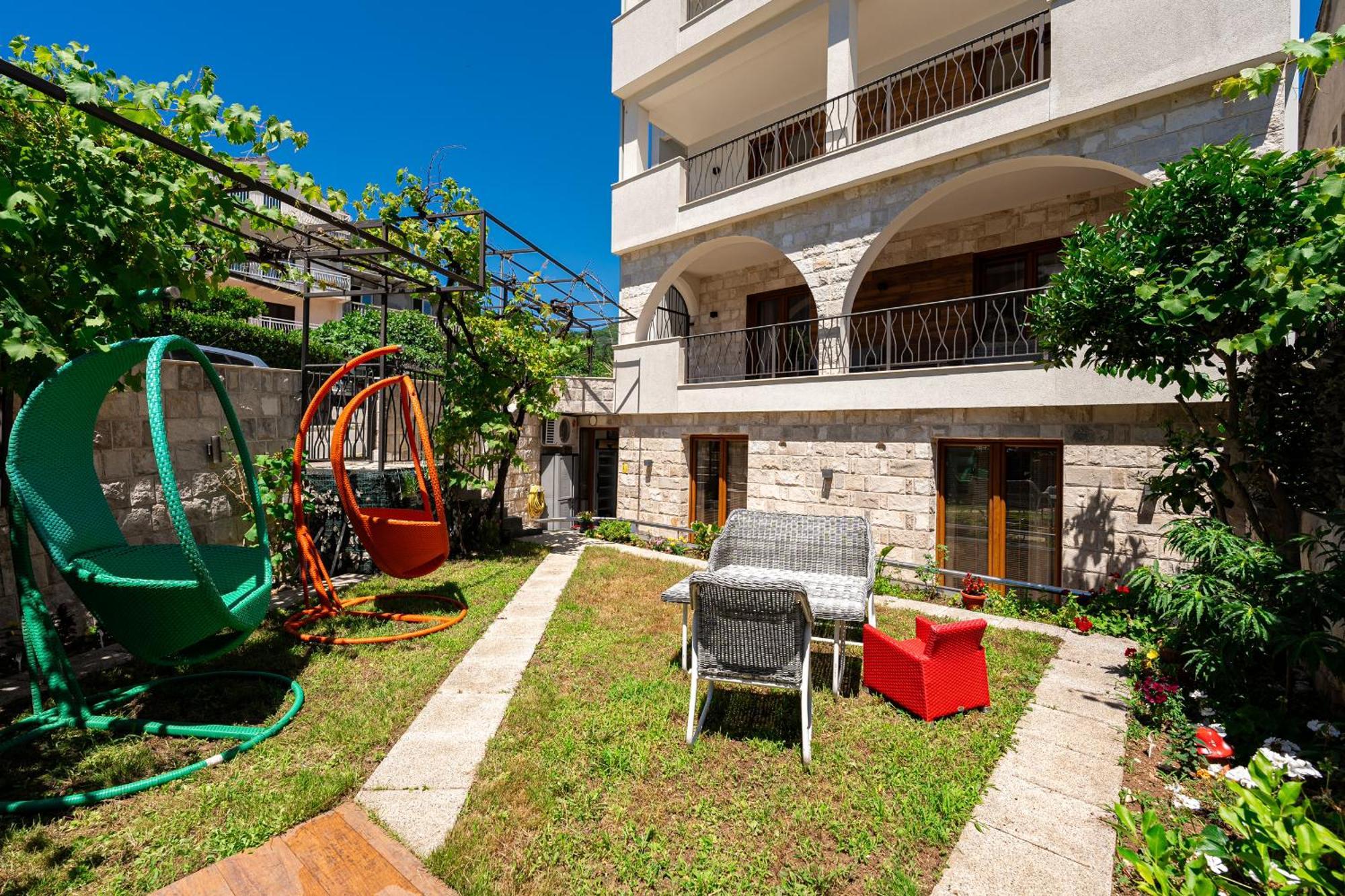 Buba Apartment